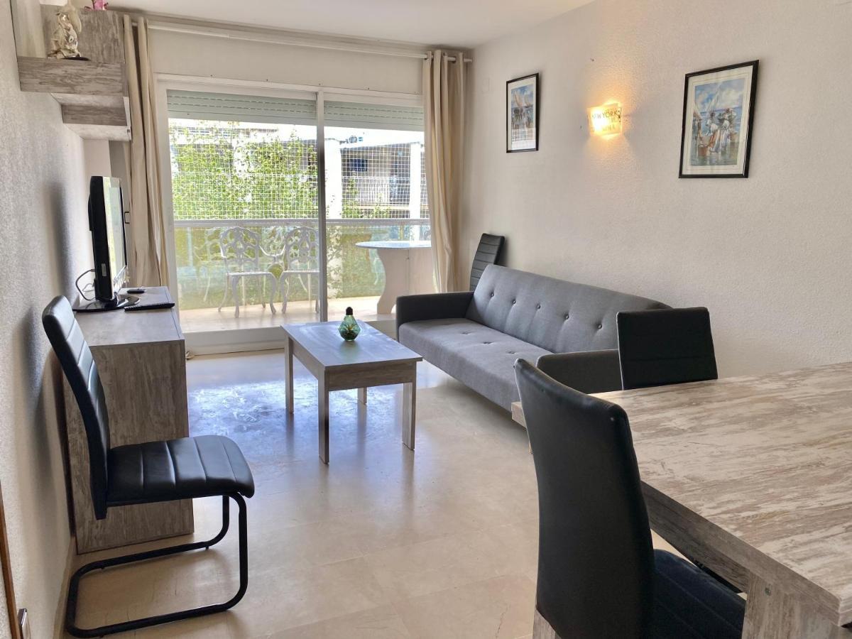 De Luxe Con Piscina Apartment Salou