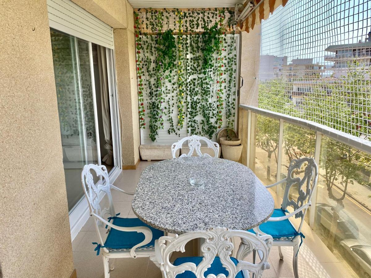 De Luxe Con Piscina Apartment