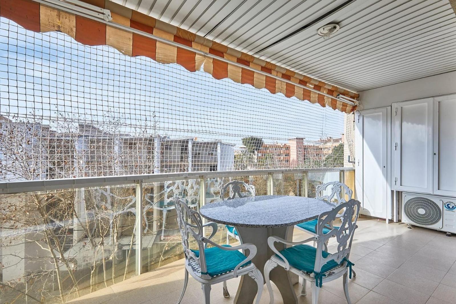 Apartment De Luxe Con Piscina *