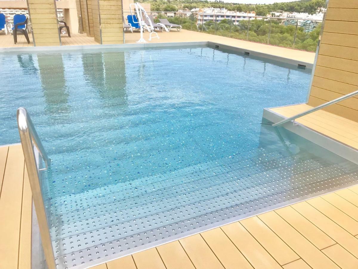 De Luxe Con Piscina Apartment