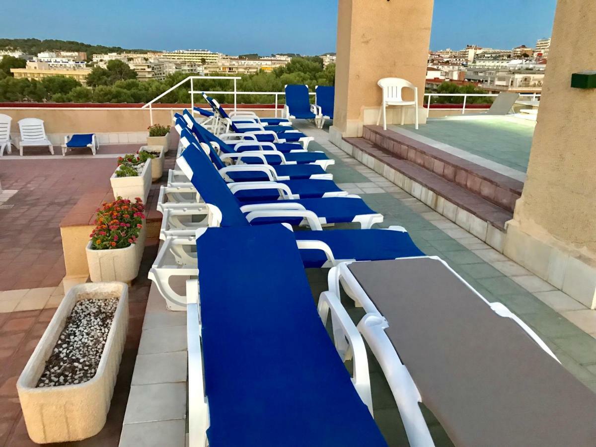 De Luxe Con Piscina Apartment Salou
